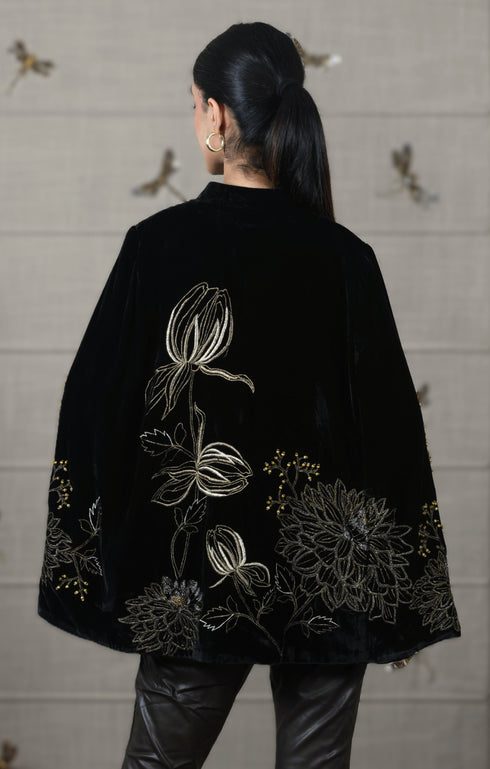Mauli Velvet Dahlia Floral Cape