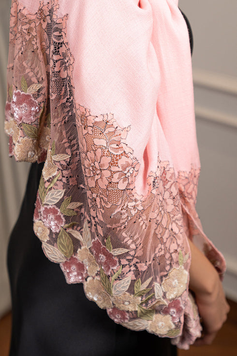 English Daisy | Embroidered Wool Silk Stole