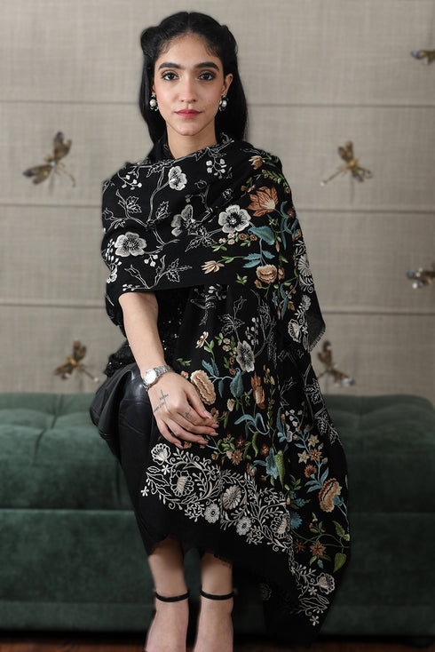 Mauli Gara Garden | Embroidered Merino Wool Stole