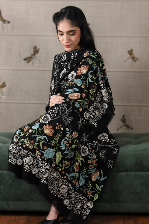 Mauli Gara Garden | Embroidered Merino Wool Stole