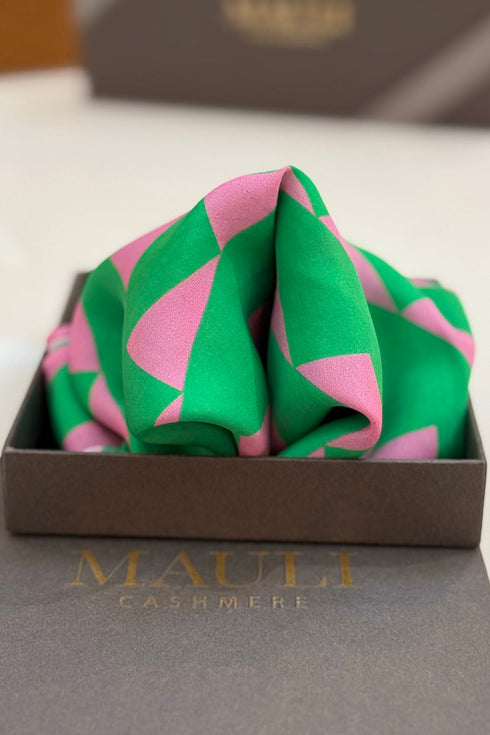 Monte Rosso | Pure Silk Pocket Square with a Handmade Rakhi
