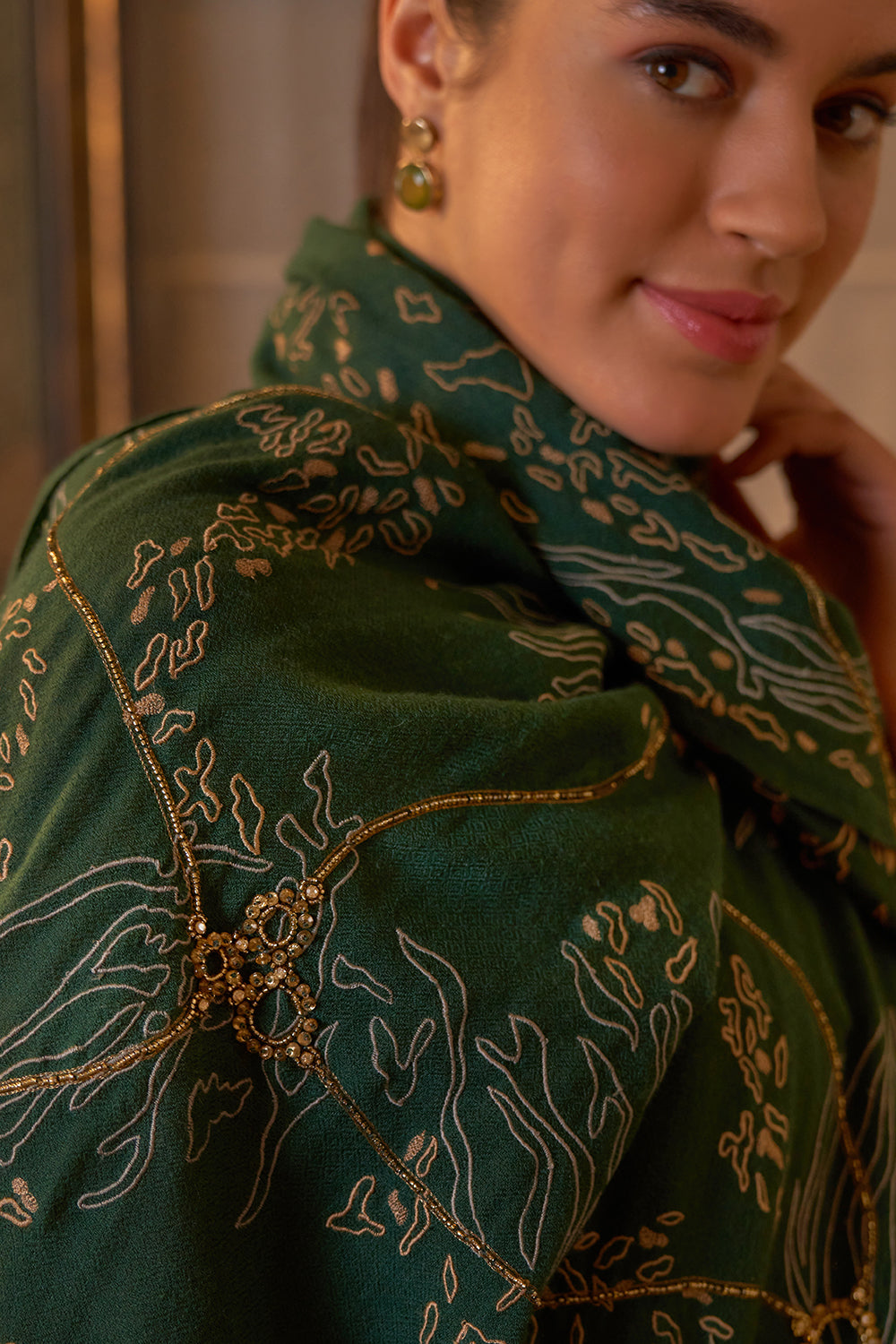 The Royal Links | Embroidered Pure Cashmere Stole