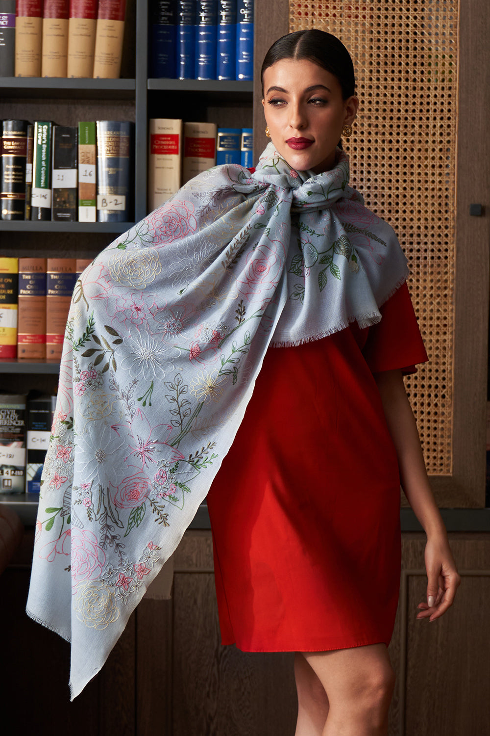 A Floral Dream | Embroidered Pure Cashmere Stole