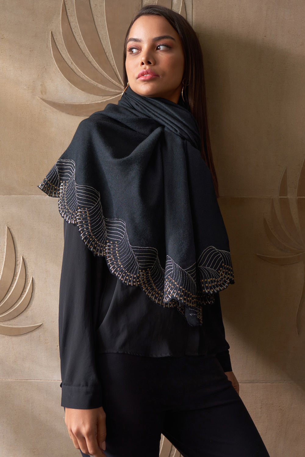 Majestic Wave  | Embroidered Wool Silk Stole
